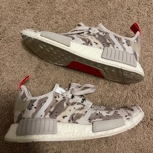Camo Adidas NMD size 7
